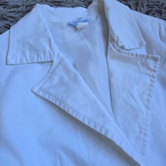 White Blazer - Picture 4 of 5